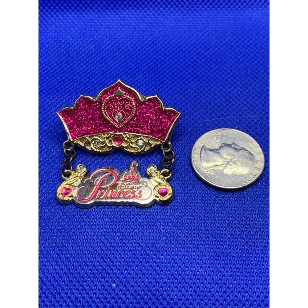 2012 Princess Crown Disney pin Dangle Element Glitter Gems